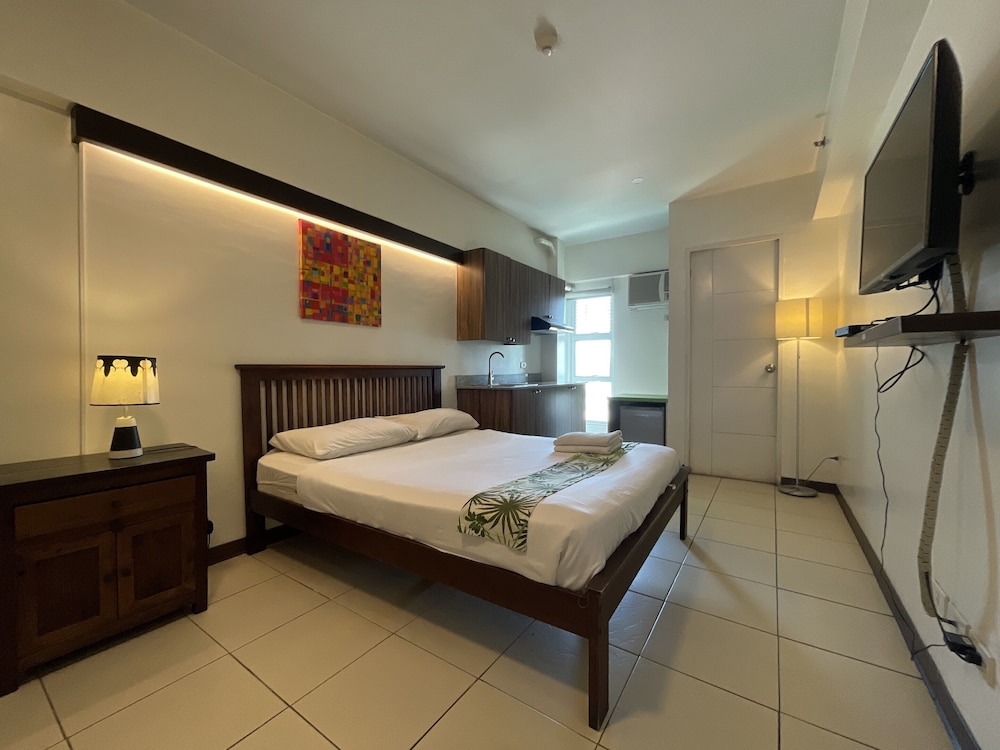 Deluxe Room - Photo 3