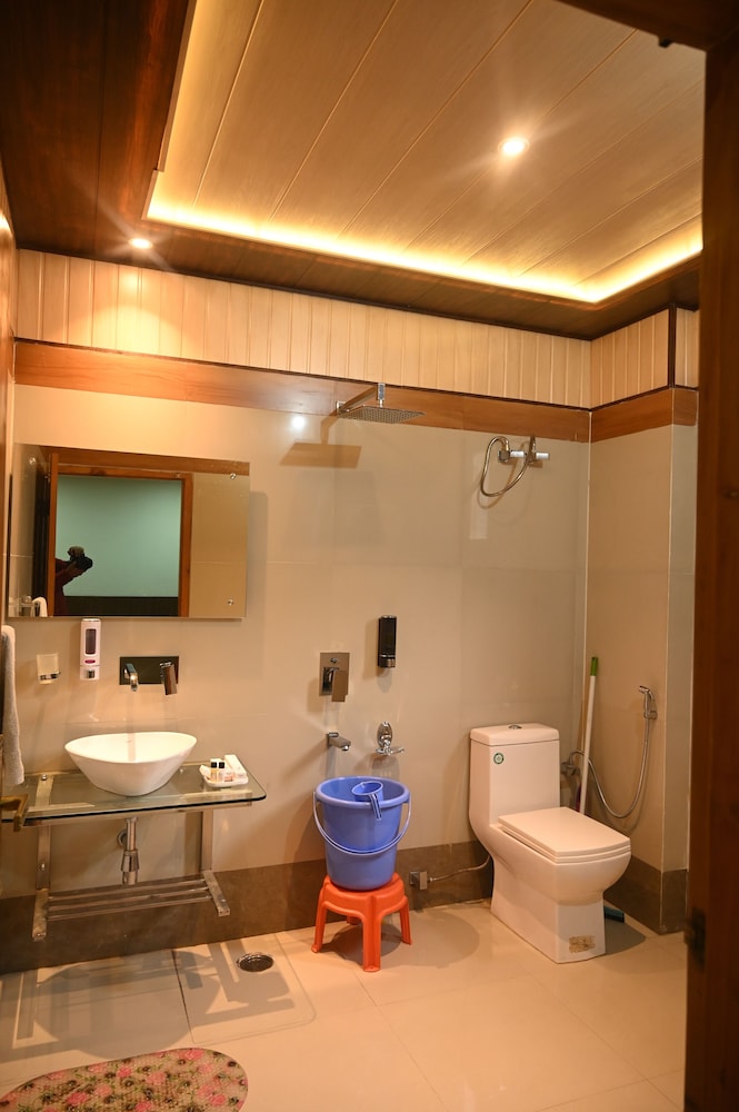 Luxury Suite photo 3