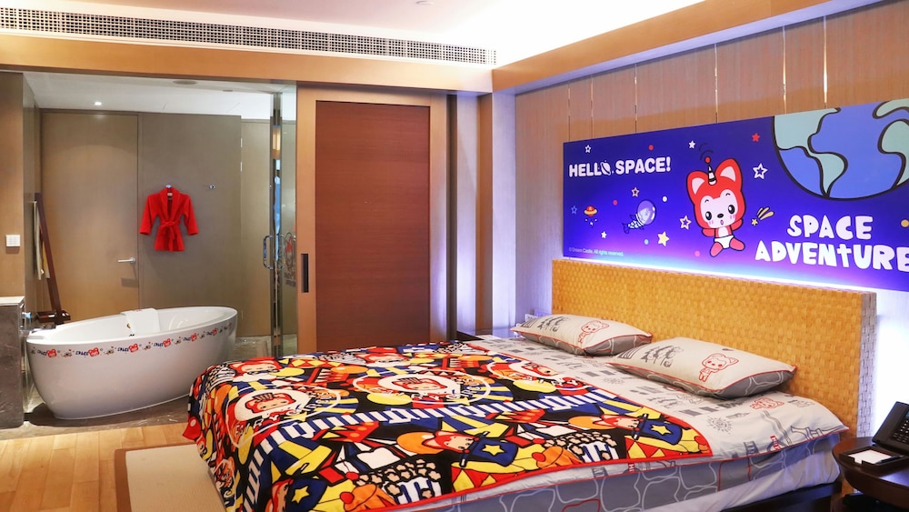 Premium Room, Multiple Beds, Lake View (Kids Theme) photo 2