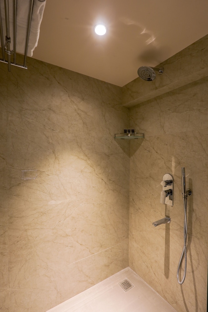 Club Room - Photo 8