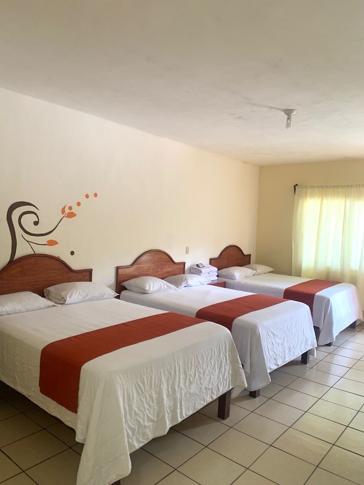 Family Triple Room photo 1