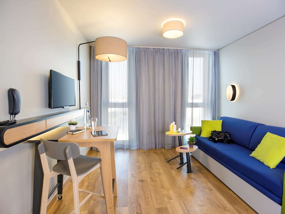 Apartment, Multiple Beds