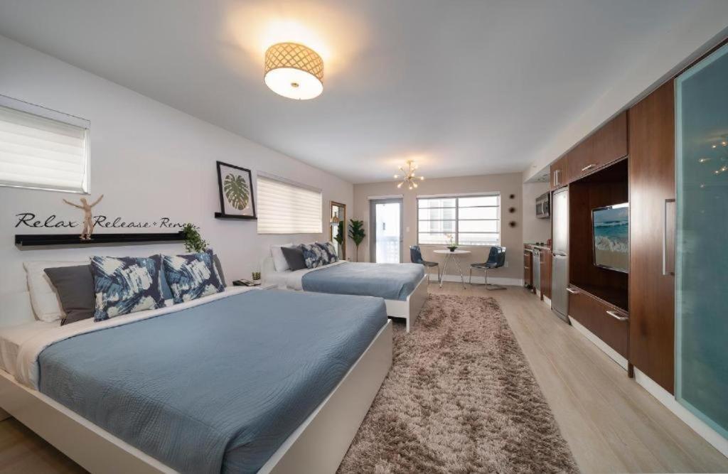 Standard Double Suite