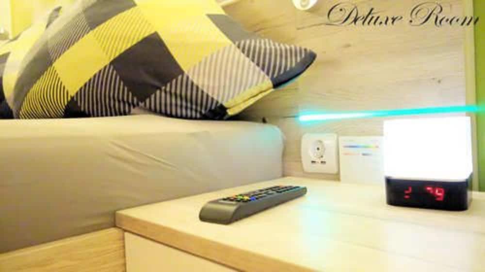 Deluxe Quadruple Room, City View (3) photo 1