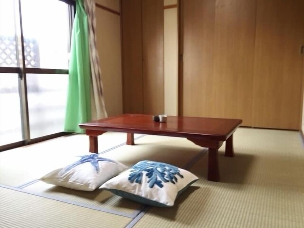 Family House, 1 Bedroom, Kitchen, Beachside photo 1