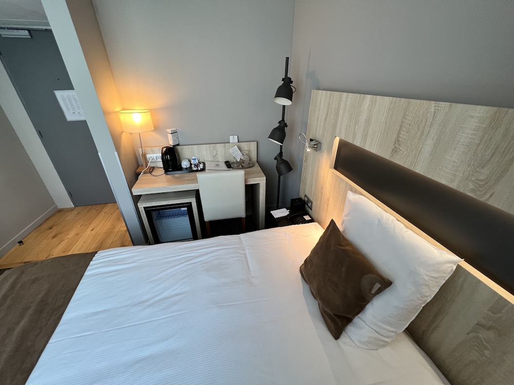 Standard Room, 1 Twin Bed, Non Smoking - Photo 2