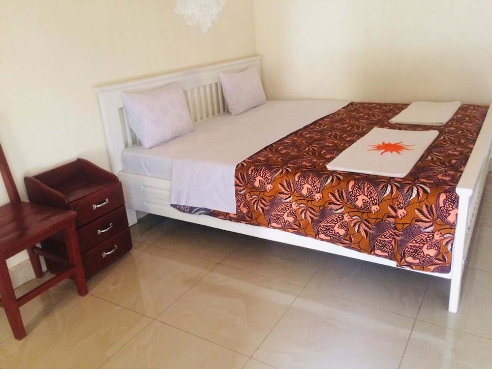 Deluxe Double Room, 1 King Bed, Accessible, Garden View photo 3