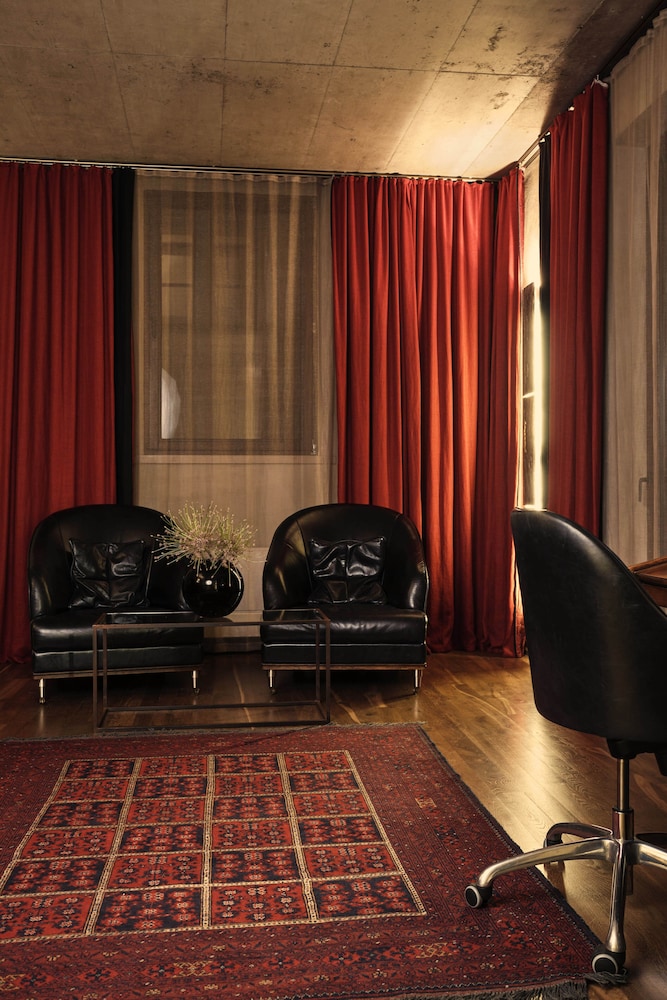 Apartment - Photo 4