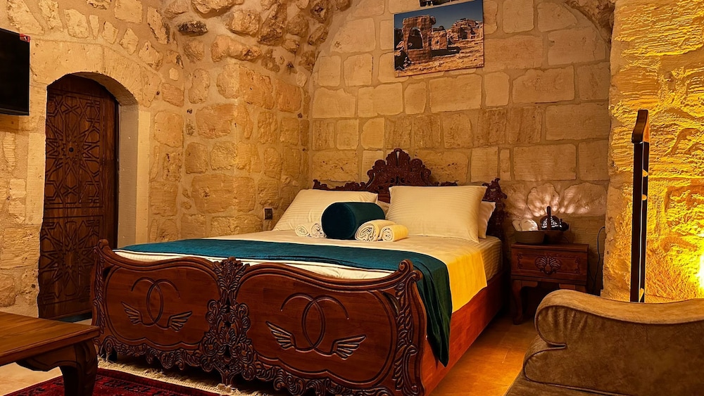 KAMER photo 3