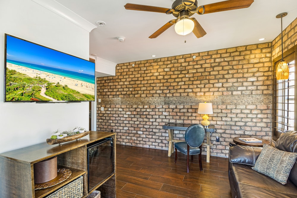 Cavalier Ocean View Suite - Photo 5