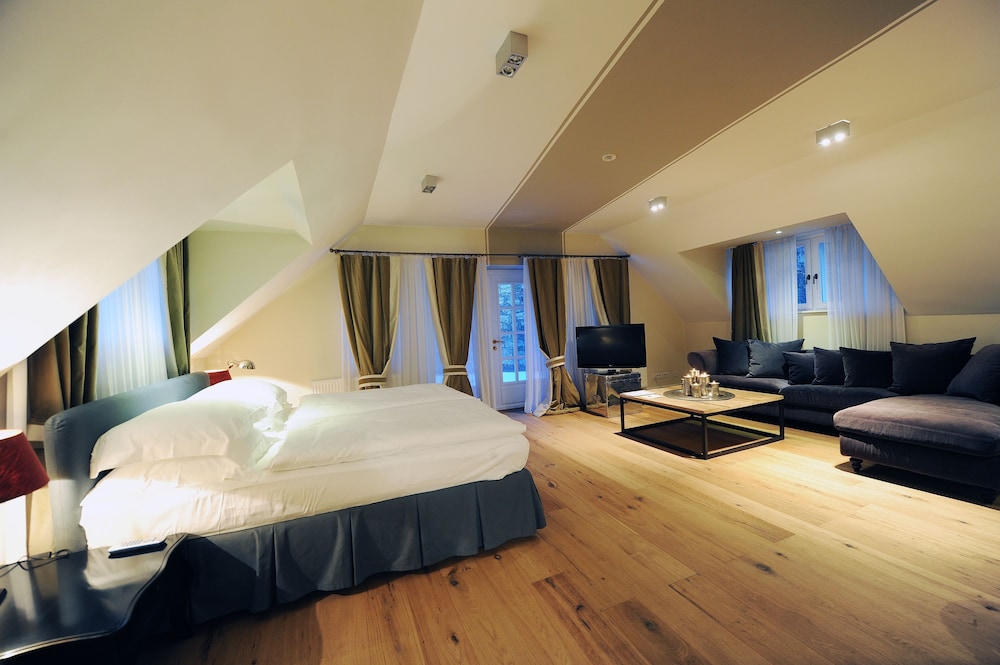 Penthouse photo 2
