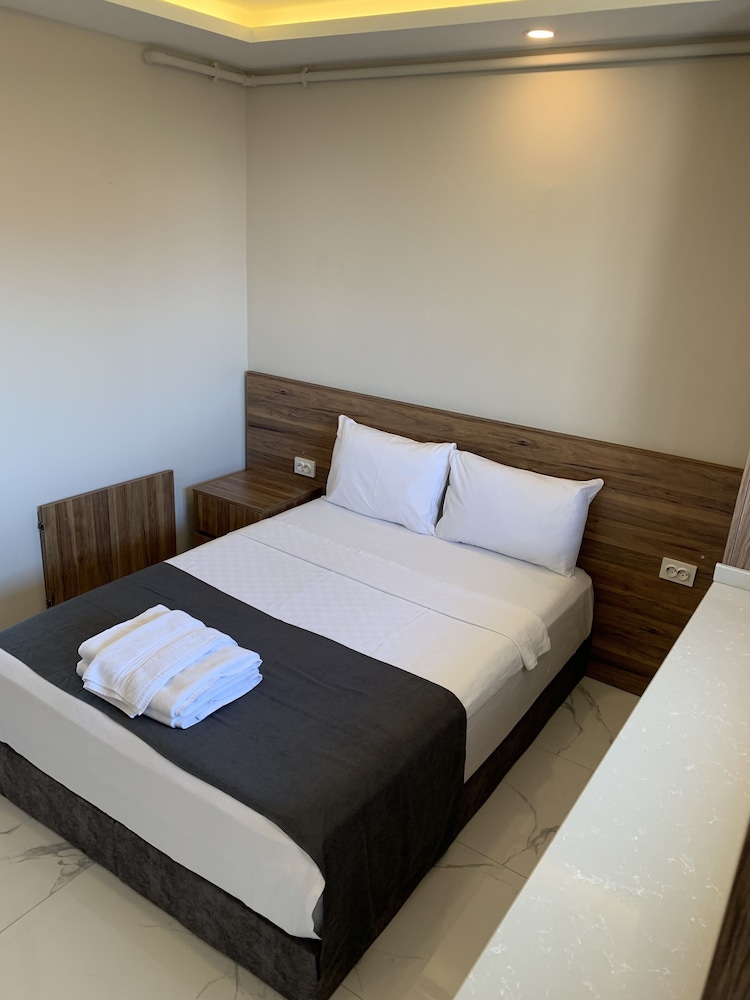 Standard Double Room - Photo 4