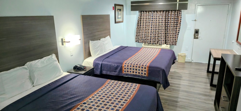 Standard Room, 2 Double Beds