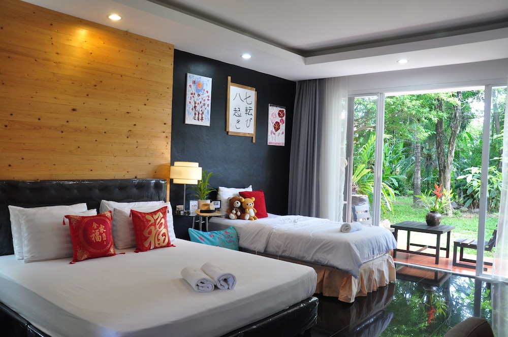 Family Room, 2 Bedrooms, Garden View, Garden Area photo 1