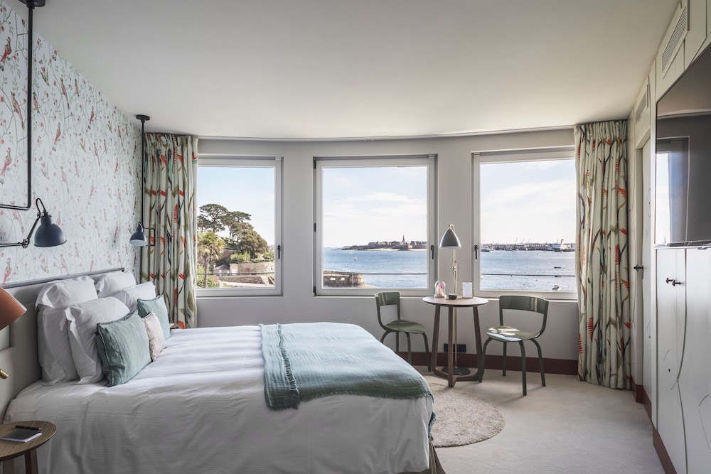 Chambre Deluxe, 1 très grand lit, vue mer Chambre Deluxe, 1 très grand lit, vue mer