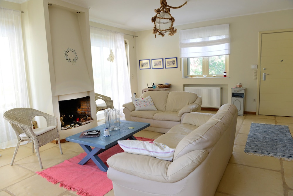 Villa, 4 Bedrooms, Private Pool photo 2