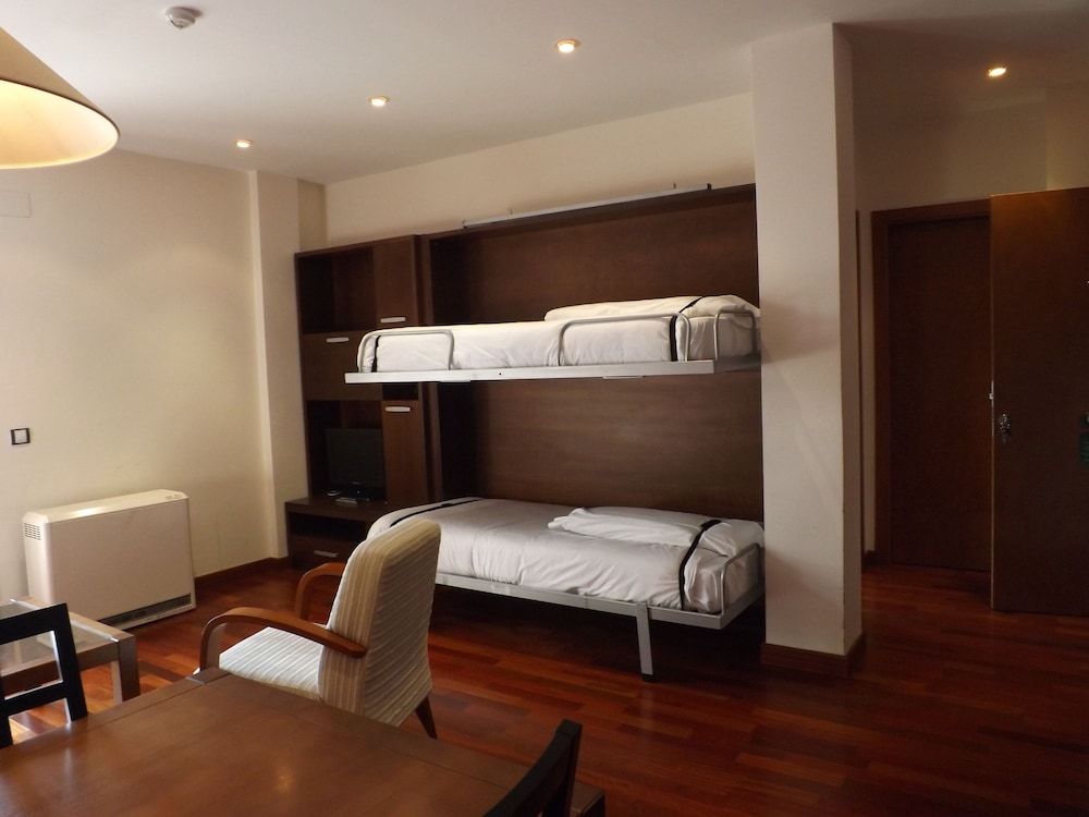 Family Apartment photo 3