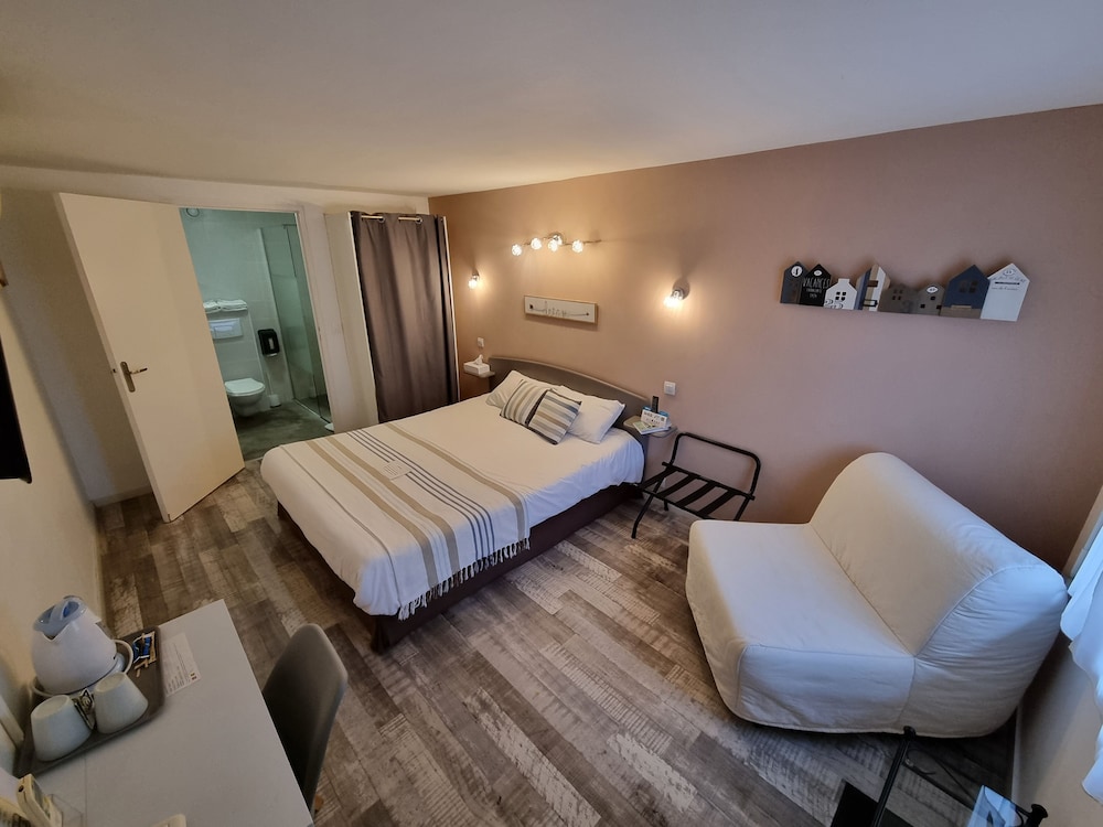 Superior Room - Photo 2