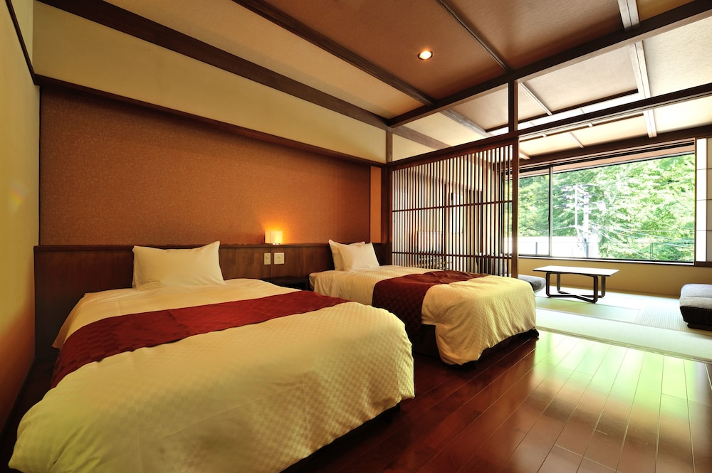 Deluxe Room with Tatami Area (Open-Air Bath)