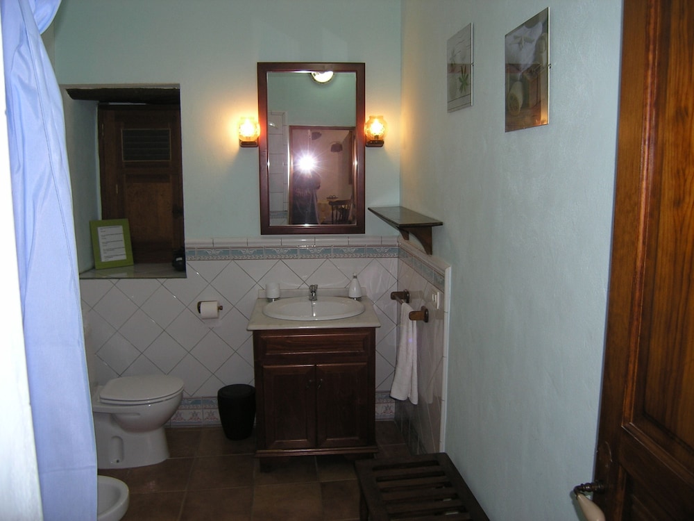 Apartment photo 2
