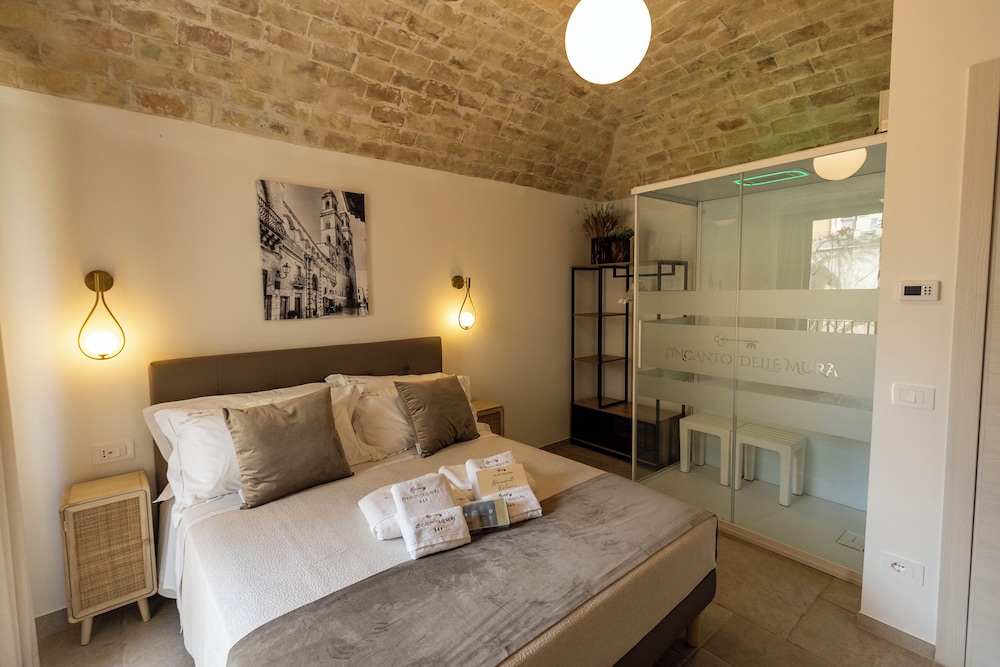 Deluxe Townhome, City View, Tower photo 1