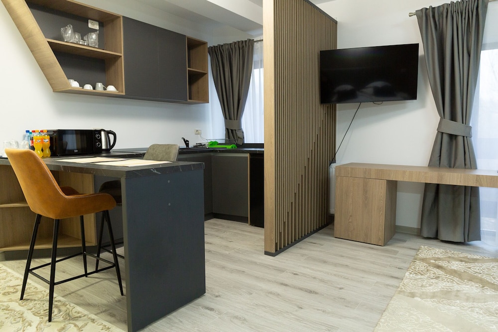 Studio Suite photo 2