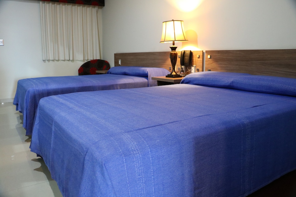 Double Room, 2 Double Beds, Non Smoking photo 3