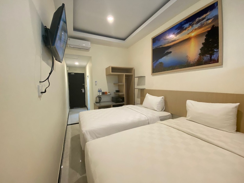 Standard Room, 2 Twin Beds photo 2