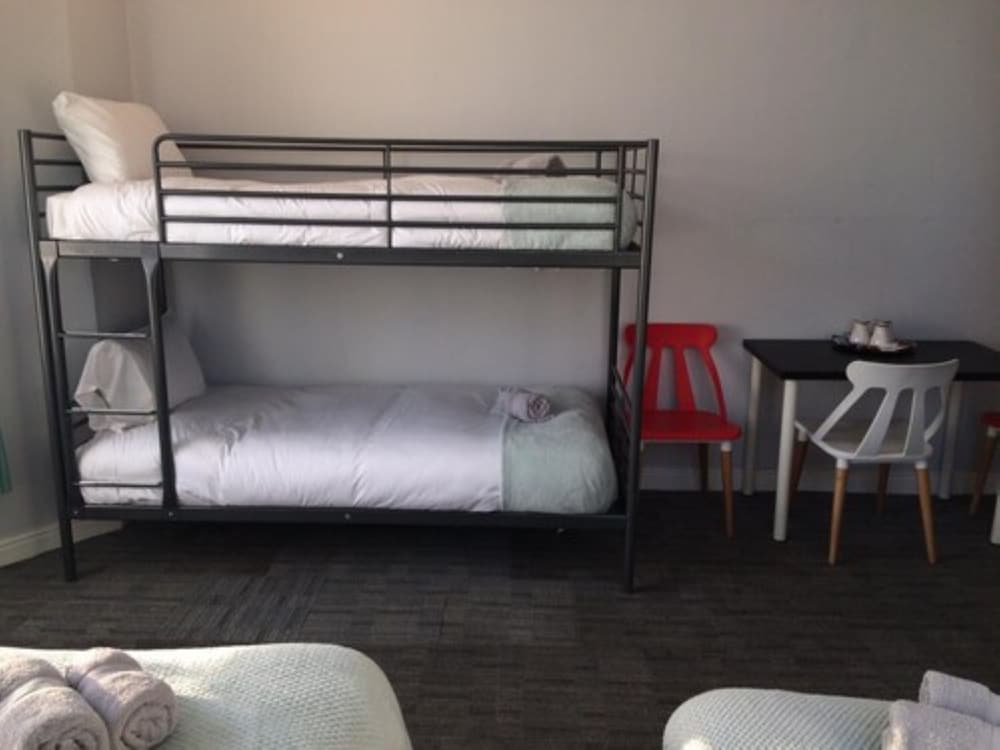 Basic Quadruple Room photo 1