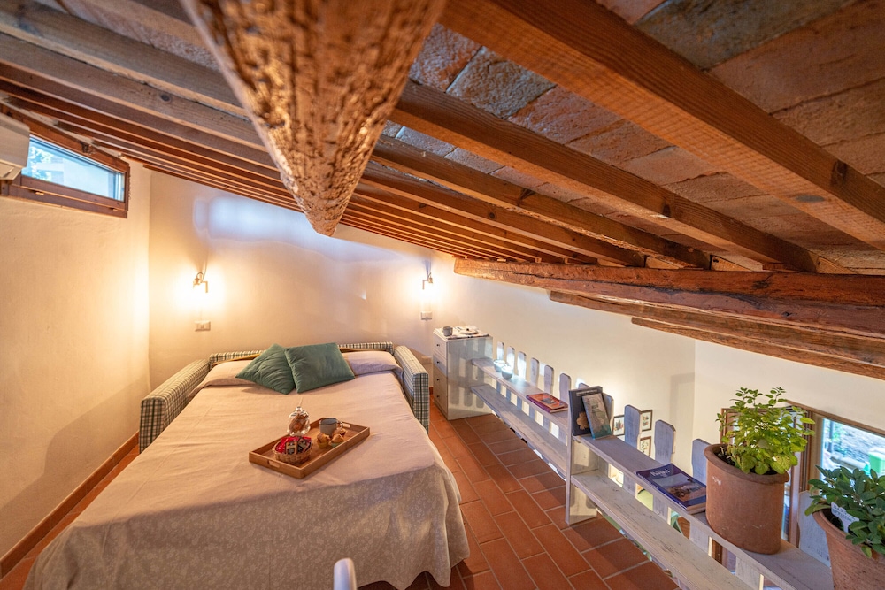 Family Double Room, 1 Queen Bed with Sofa bed, Pool Access, Garden View photo 2