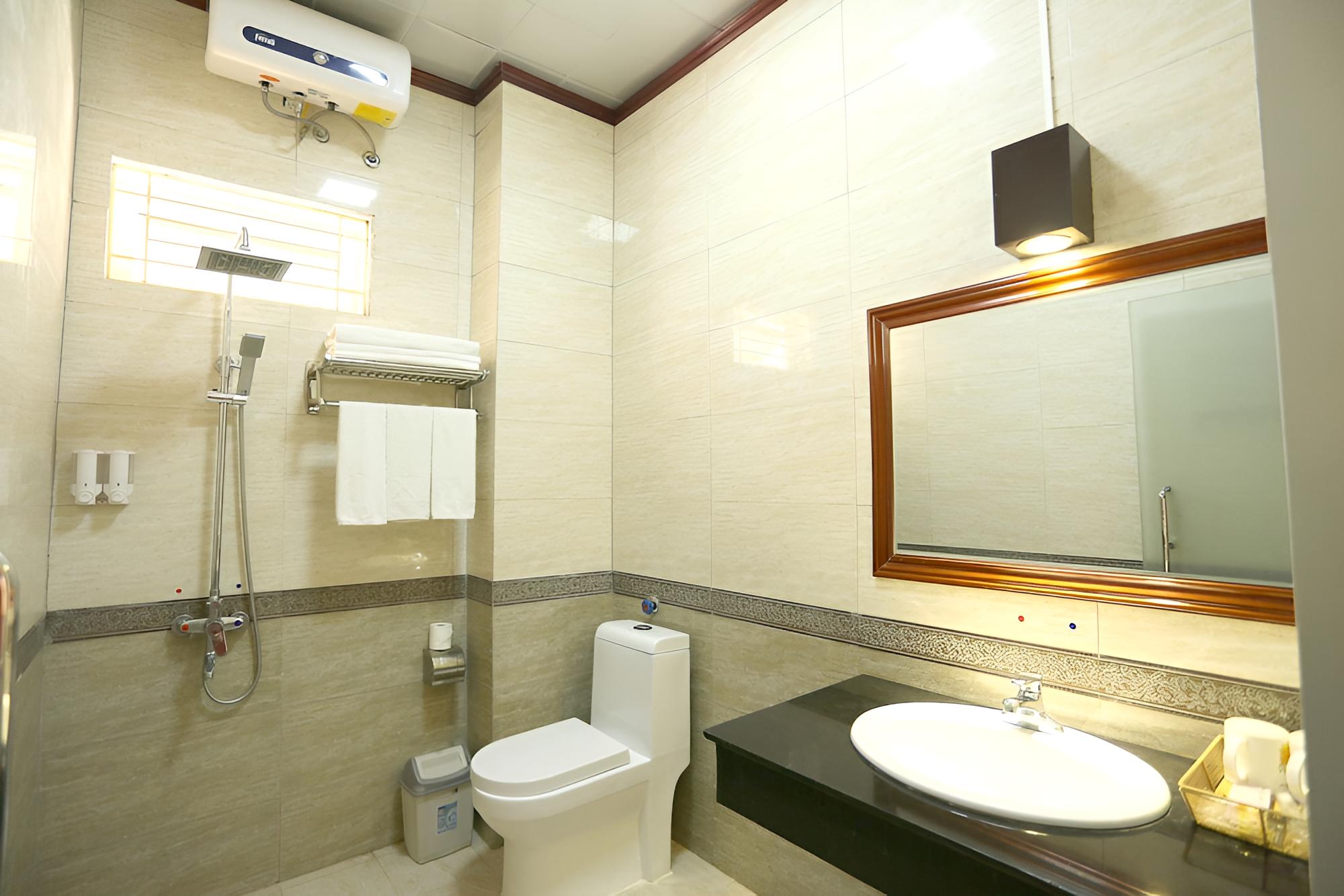 Deluxe Triple Room photo 3