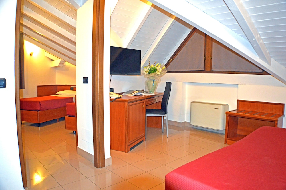 Quadruple Room photo 1