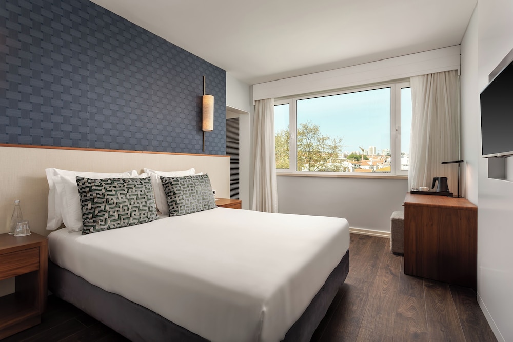 Superior Room, 1 Double Bed, City View photo 1