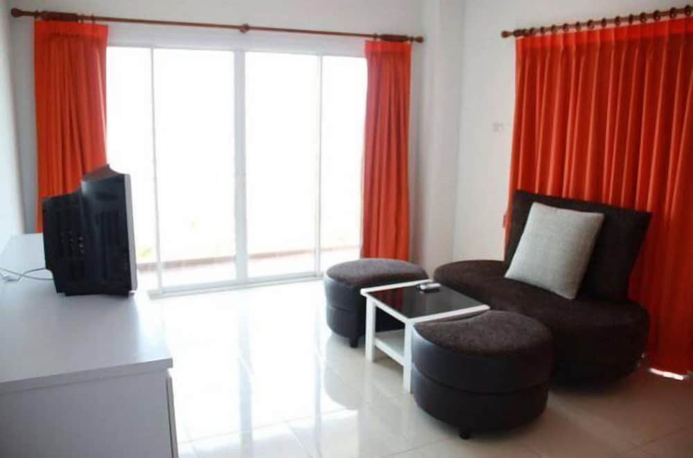 Standard Room photo 2