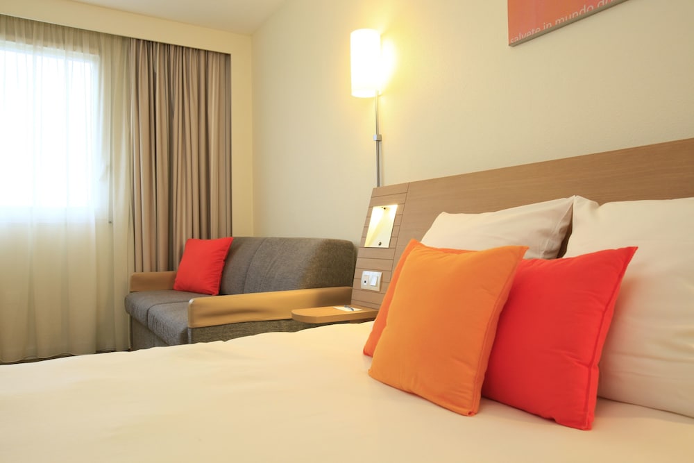 Superior Room, Multiple Beds - Photo 4