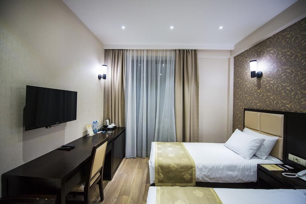 Standard Triple Room photo 3