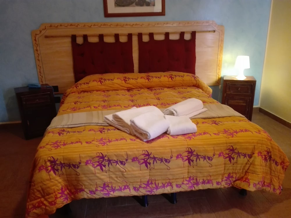 Basic Double Room, Mountain View photo 2