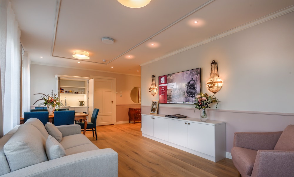 Premium Suite