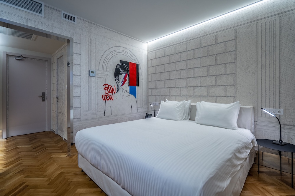 Standard Double Room - Photo 1
