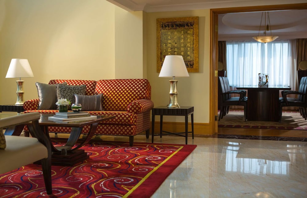 Presidential Suite photo 3