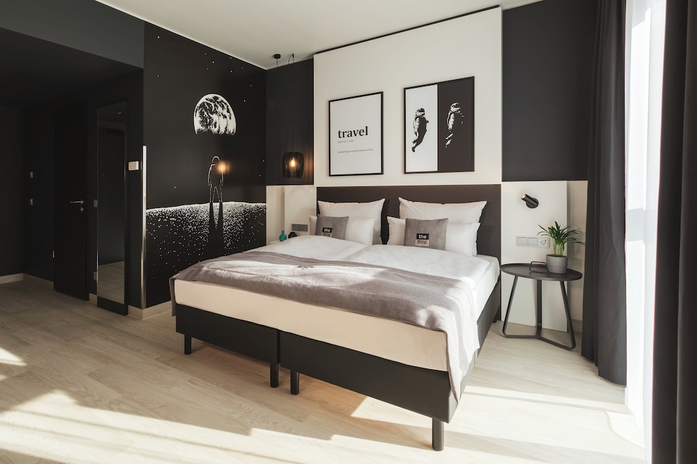 Premium Room - Photo 4