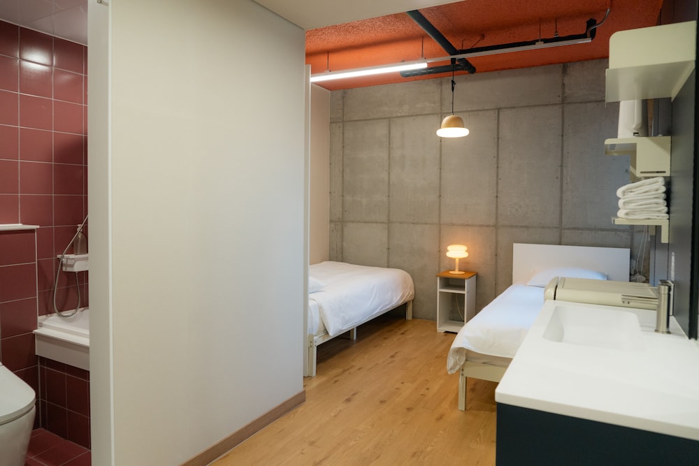 Deluxe Twin Room - Photo 4