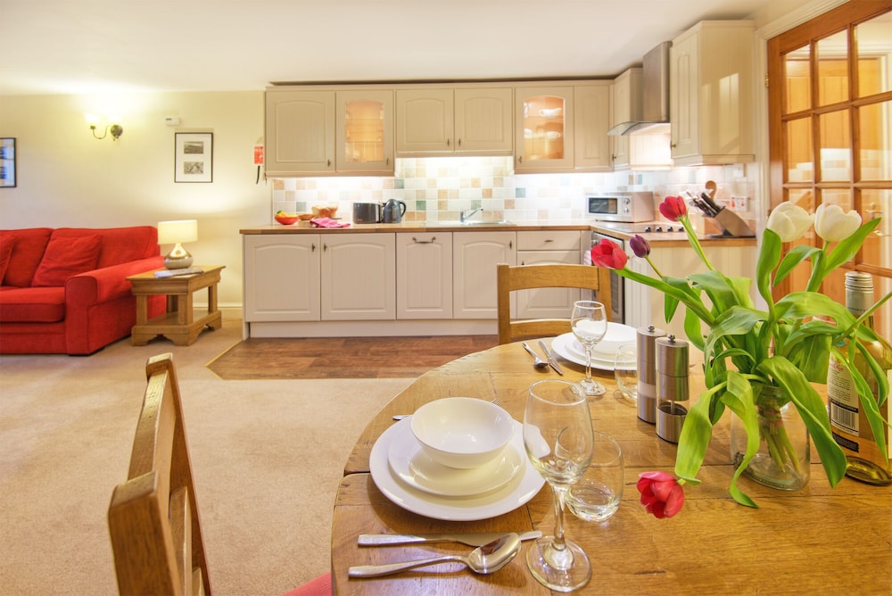 Cottage, Ensuite (Two Bed Police House) photo 2