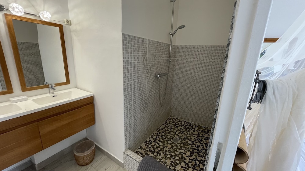 Double Room, Ensuite, Sea View - Photo 6