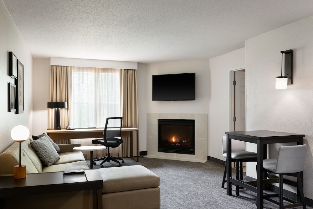 Suite, 1 Bedroom photo 1