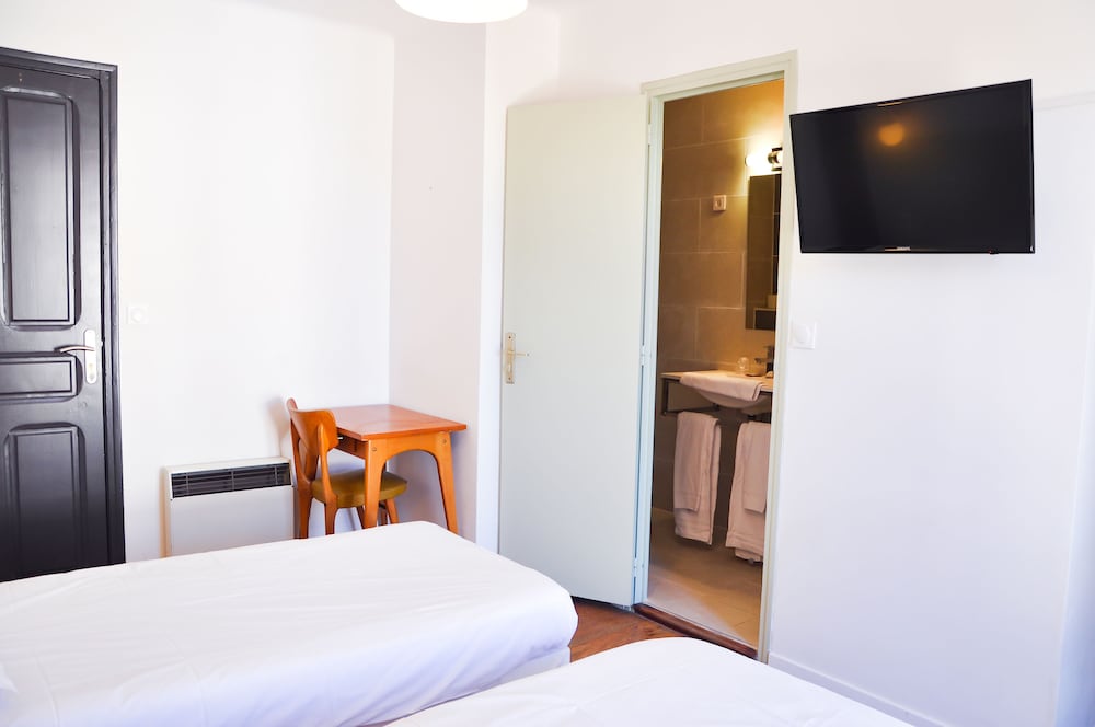 Twin Room (Eco Twin) photo 3