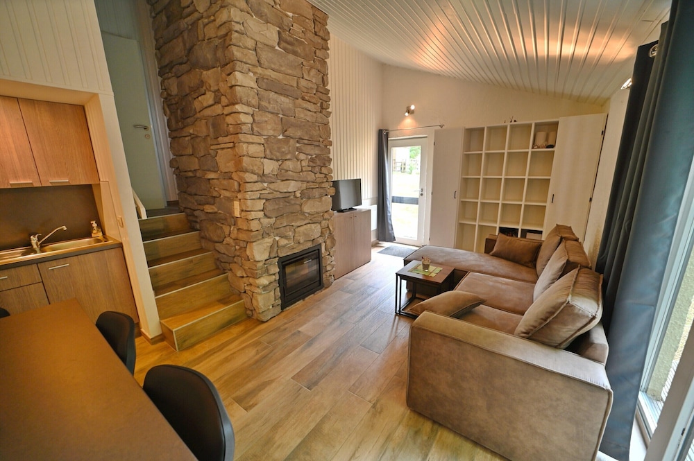 Bungalow photo 2