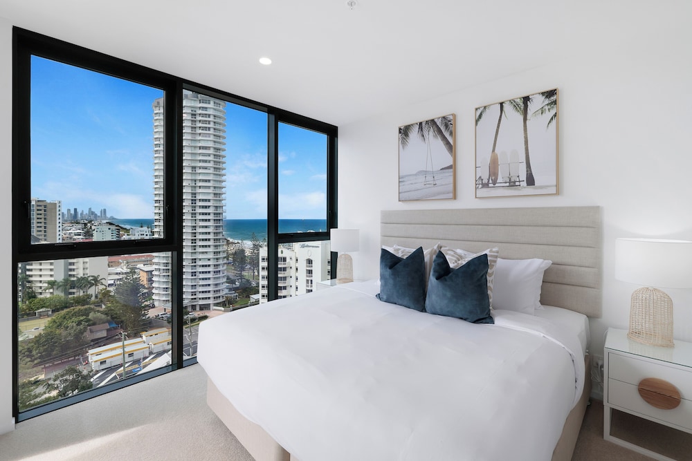 Deluxe Apartment