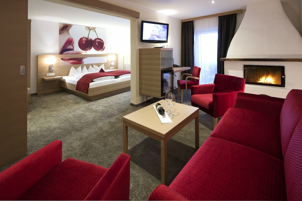 Suite, Lake View photo 1