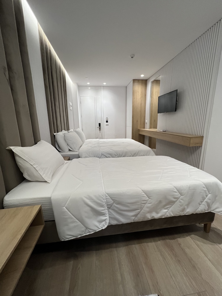 Deluxe Triple Room photo 1